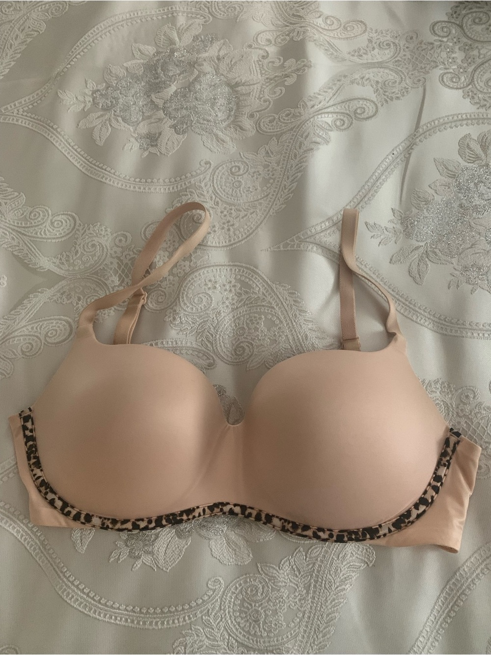 Victoria's Secret Light Nude Bra with Leopard Trim